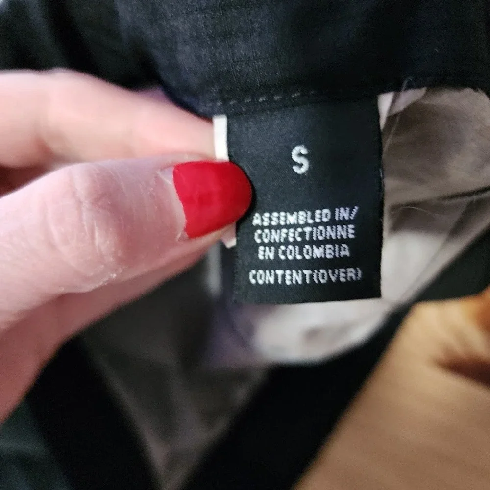 PATAGONIA Black Shell Pants Windbreaker Lightweight Outdoors‎ Size S